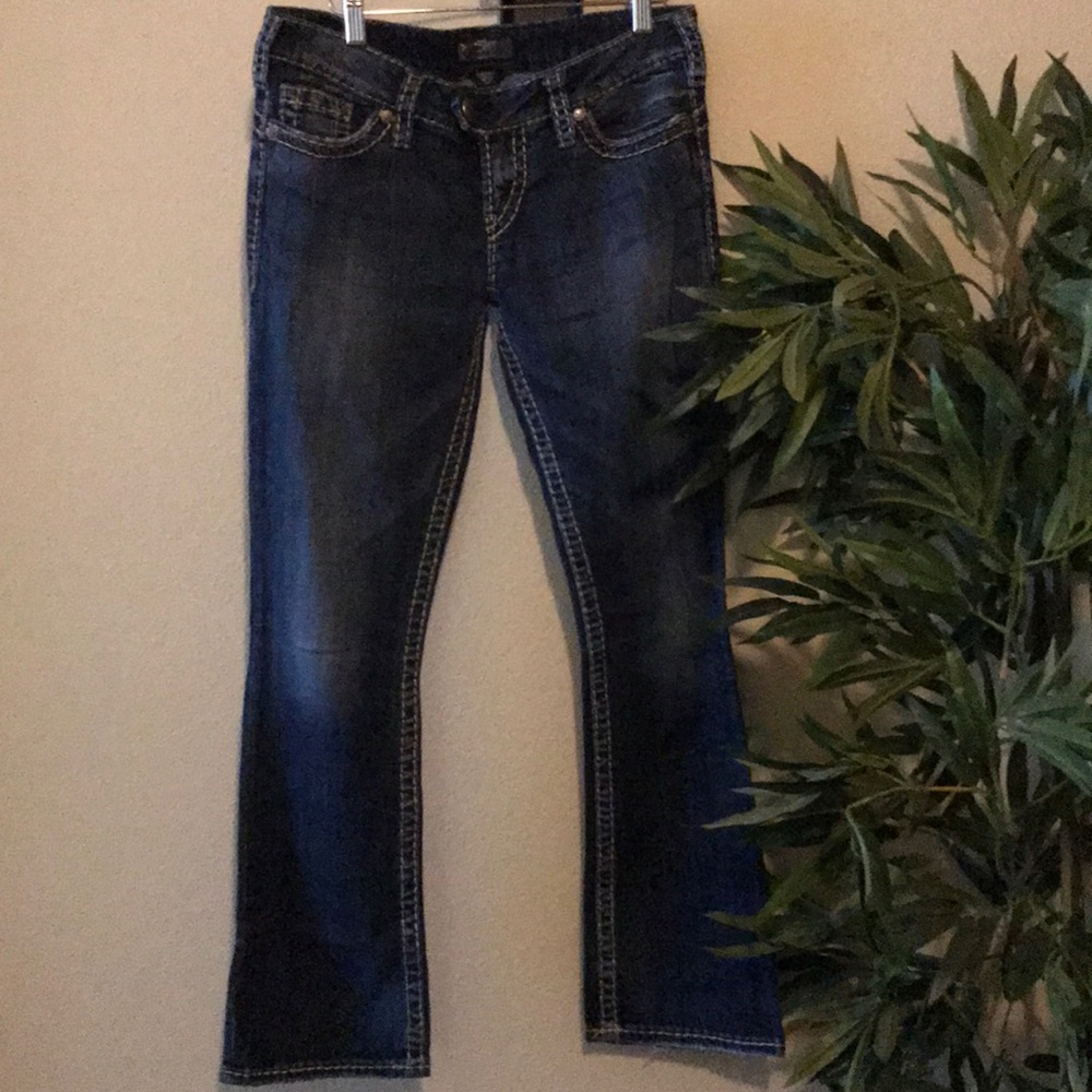 Silver Tuesday 16 1/2 style jeans. Size 29/31